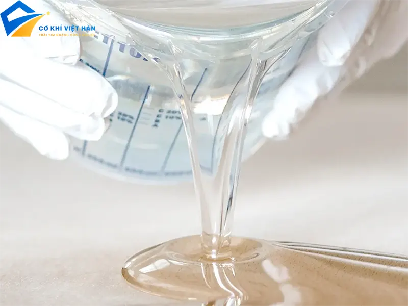 Keo AB là gì? Ứng dụng của keo AB trong thực tế