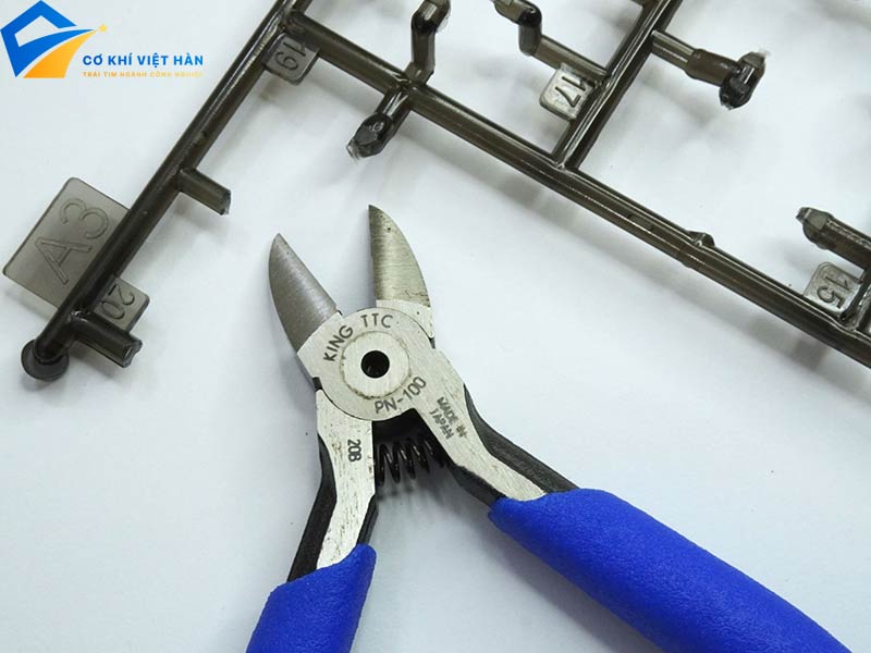 Những Loại Kìm Thông Dụng: Tìm hiểu Chi Tiết Về Các Loại Kìm