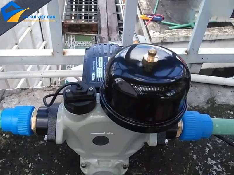 Máy bơm tăng áp chịu nhiệt