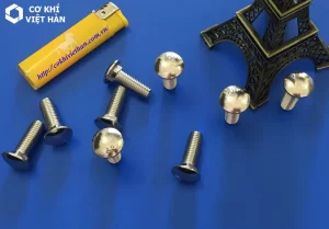 Bu lông inox cổ vuông